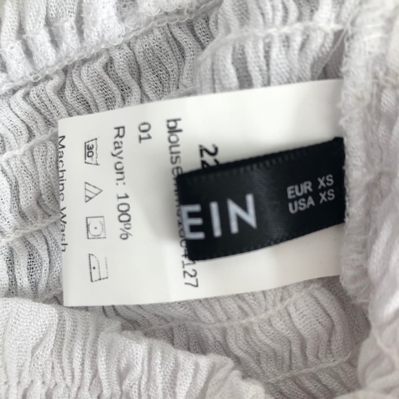 Cropped off the shoulder bell sleeve top - Picture 4 of 4